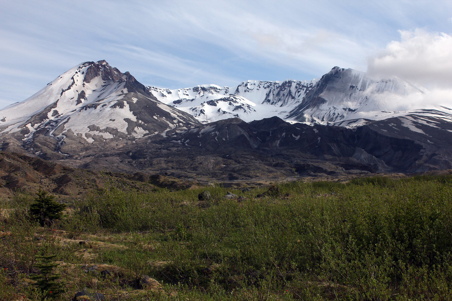 Mount St. Helens is pictured from the north in this Chronicle file photo.